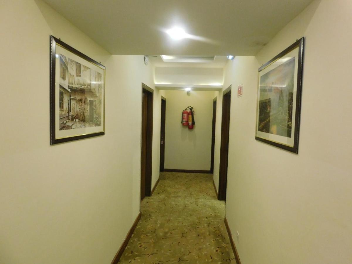 Hotel Diplomat Ісламабад Екстер'єр фото